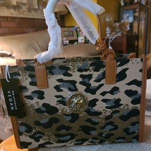 👜 Beautiful 🐆 BN Bag 🥰